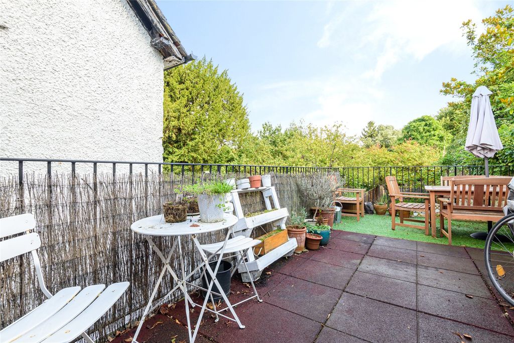 Property photo 2 of 13 Terrace