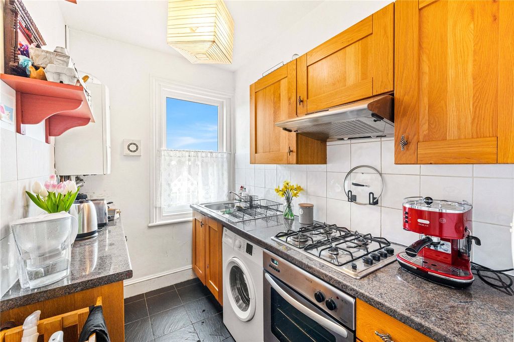 Property photo 2 of 10 Picture No. 07