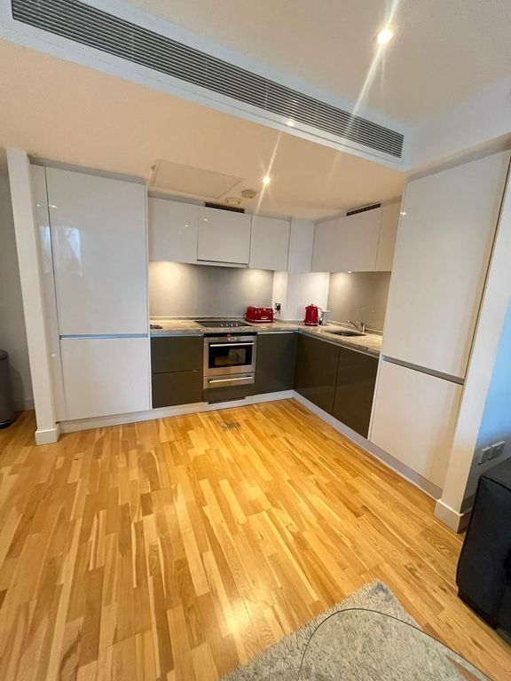 Property photo 2 of 9 Photo 2