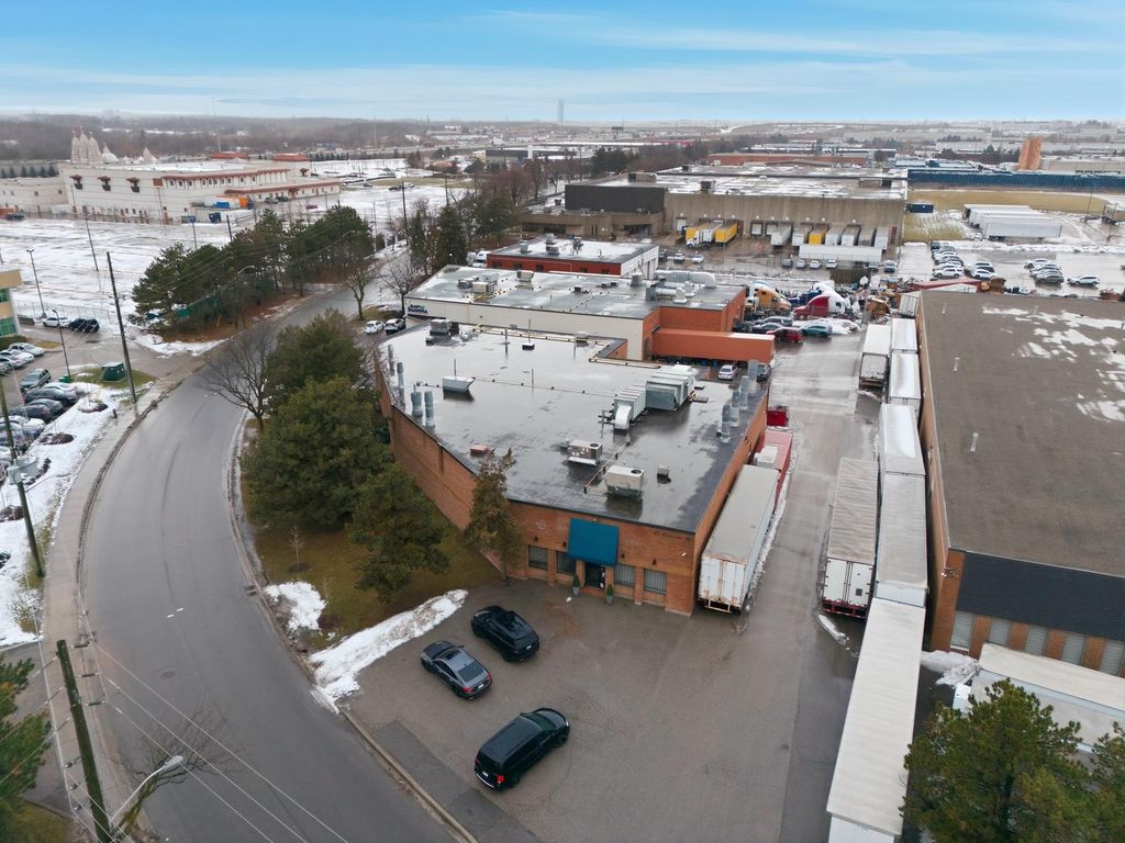 Property photo 3 of 40