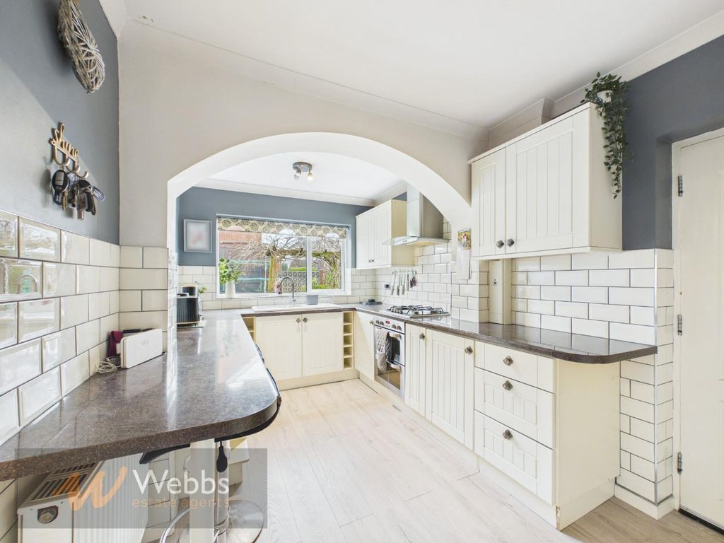 Property photo 2 of 33 Cam03154G0-Pr0242-Still020.Jpg