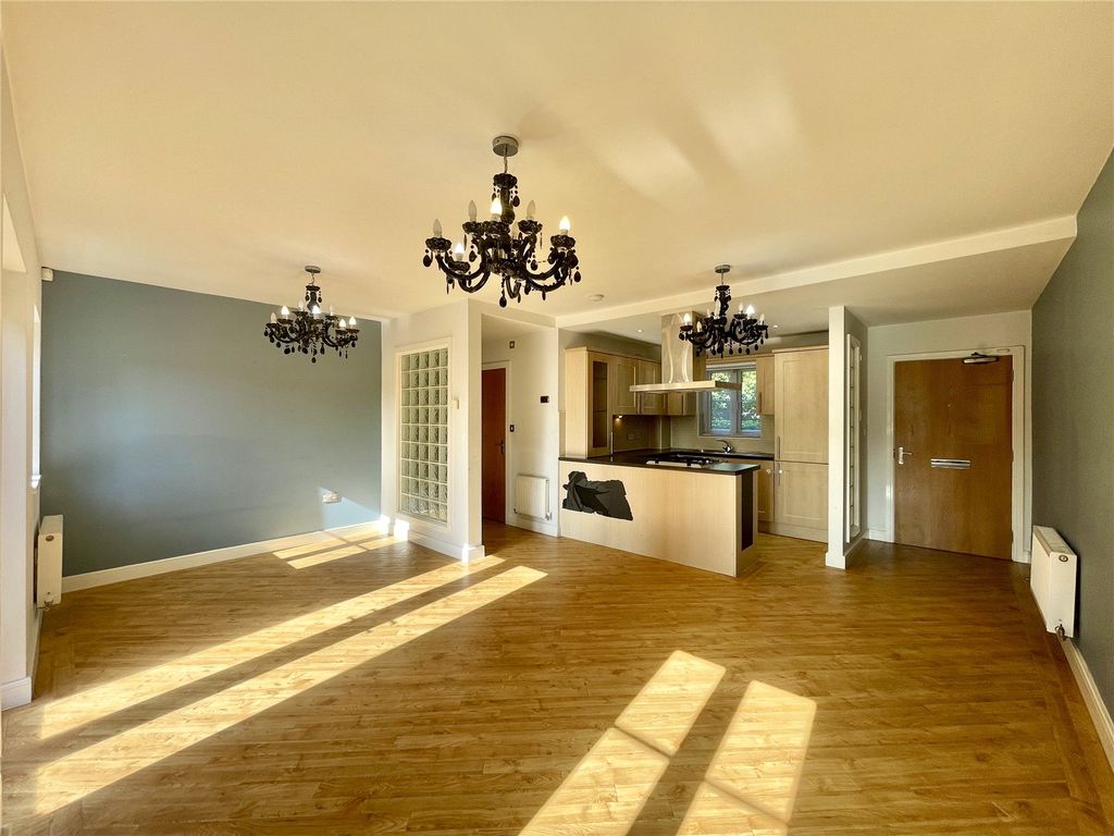 Property photo 3 of 13 Picture No. 27