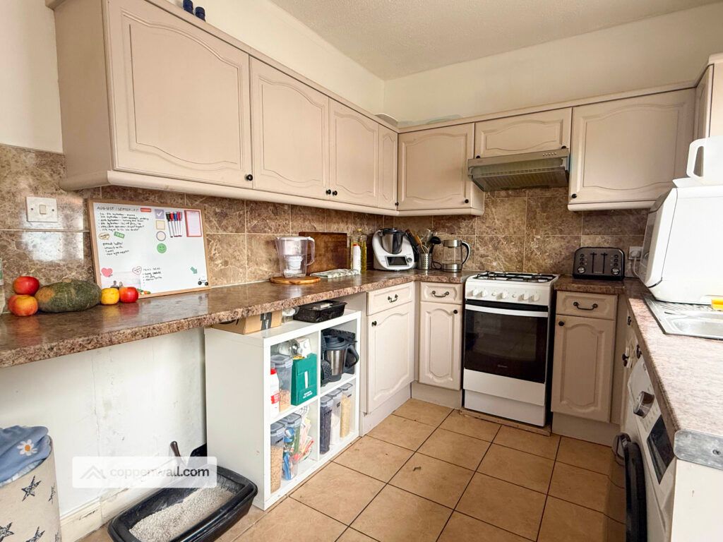 Property photo 3 of 19