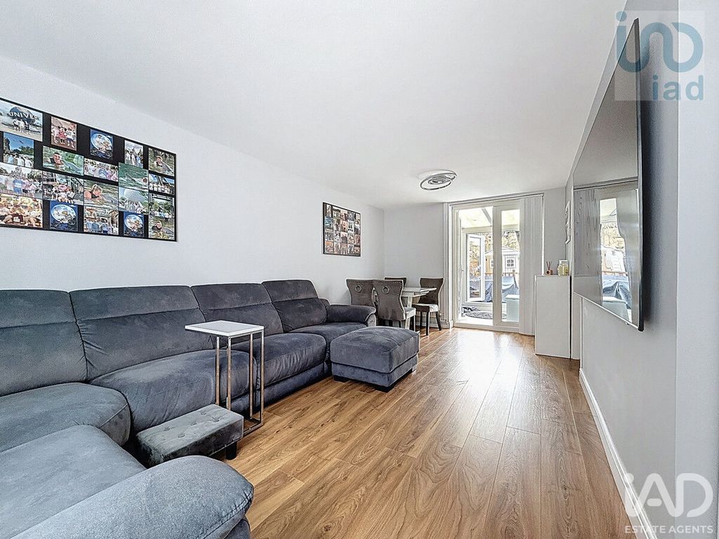 Property photo 3 of 16