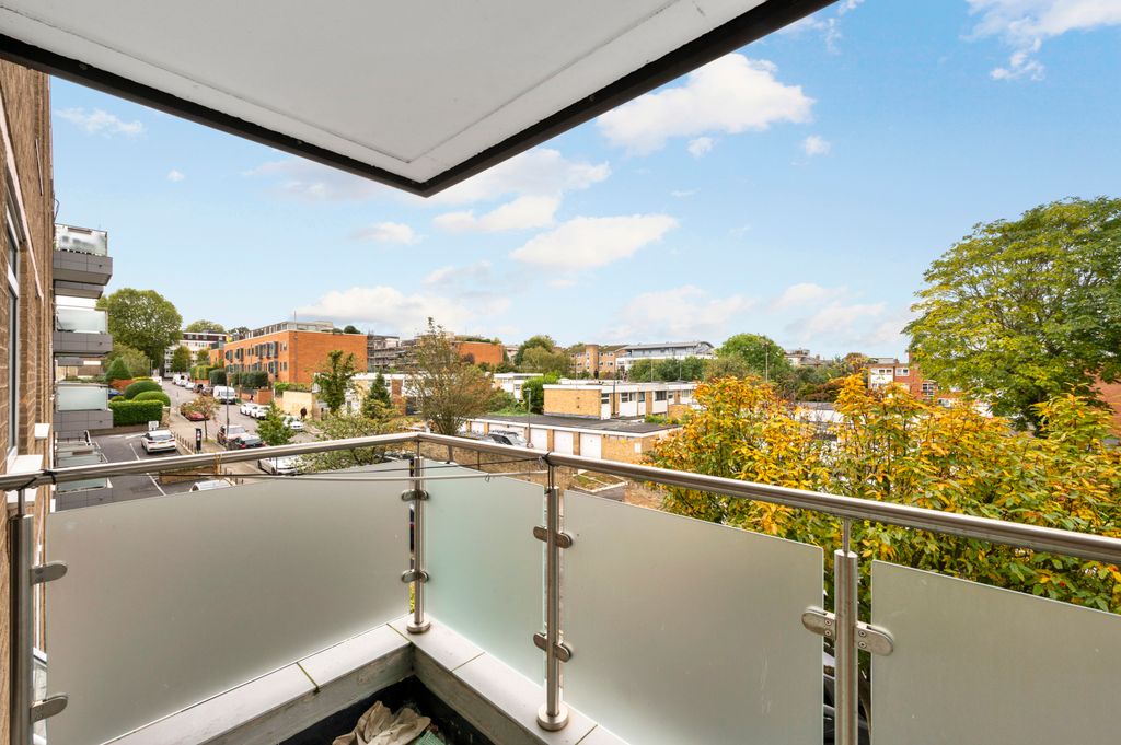 Property photo 1 of 11 Picture No. 08