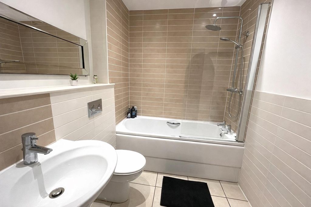 Property photo 3 of 4 View