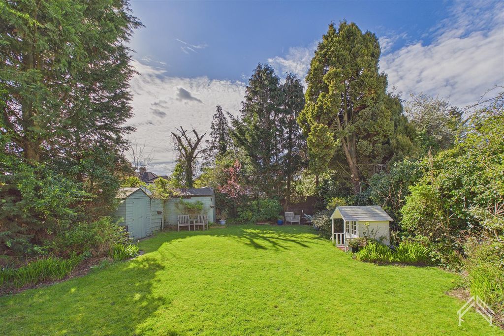 Property photo 3 of 20 Cam02700G0-Pr0467-Still028.Jpg