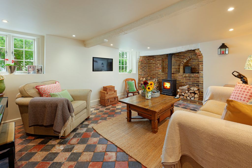 Property photo 3 of 27 Sitting Room