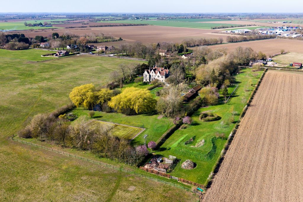 Additional image 59 of 11 bed property for saleBacton, Stowmarket, Suffolk IP14