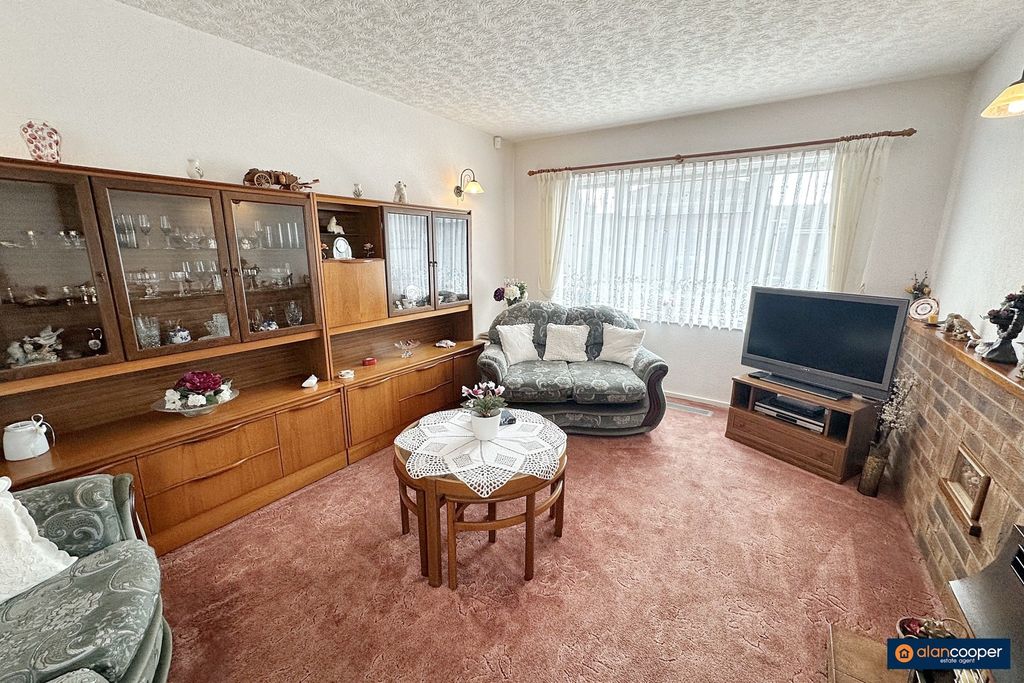 Property photo 3 of 17 3871994