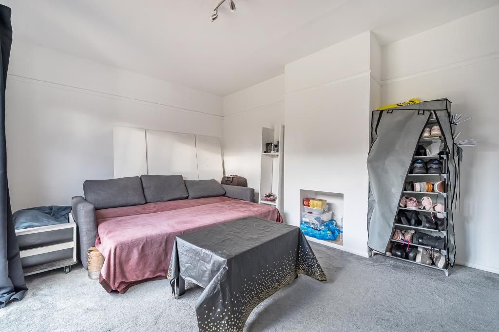 Property photo 3 of 19 Reception