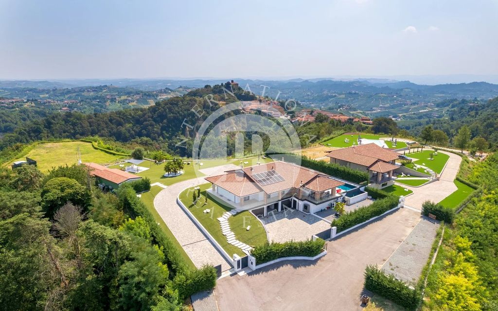 Property photo 1 of 33