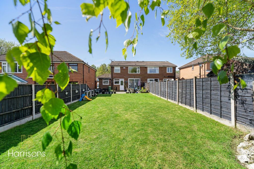 Property photo 2 of 36 4975043