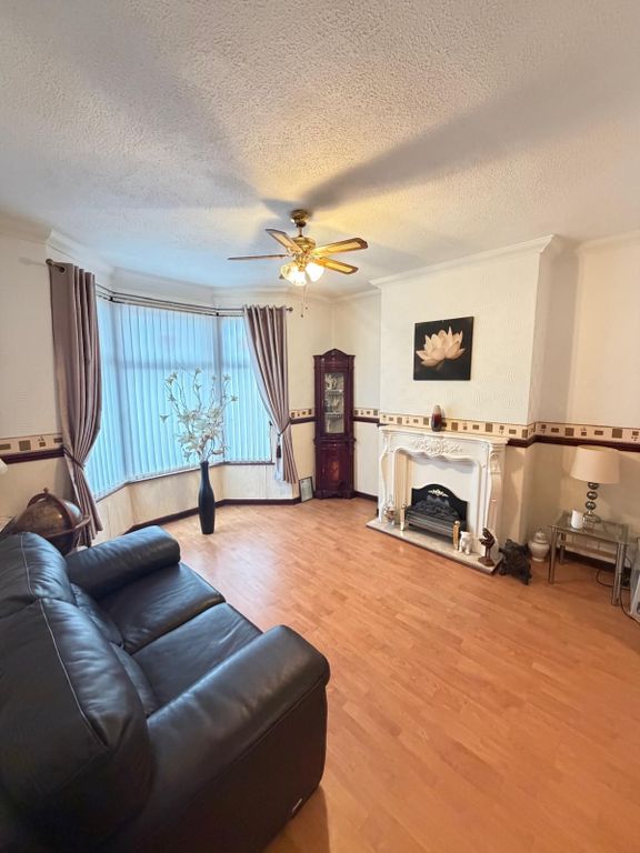 Property photo 3 of 18