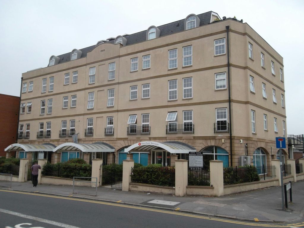 Property photo 1 of 6 City Gate