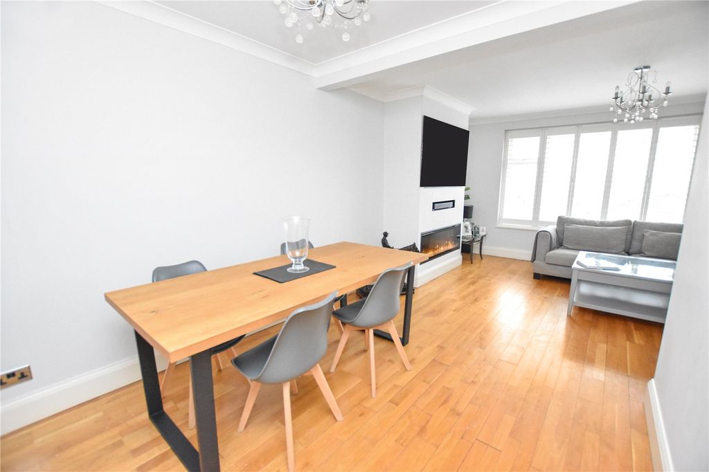 Property photo 3 of 14 Picture No. 56