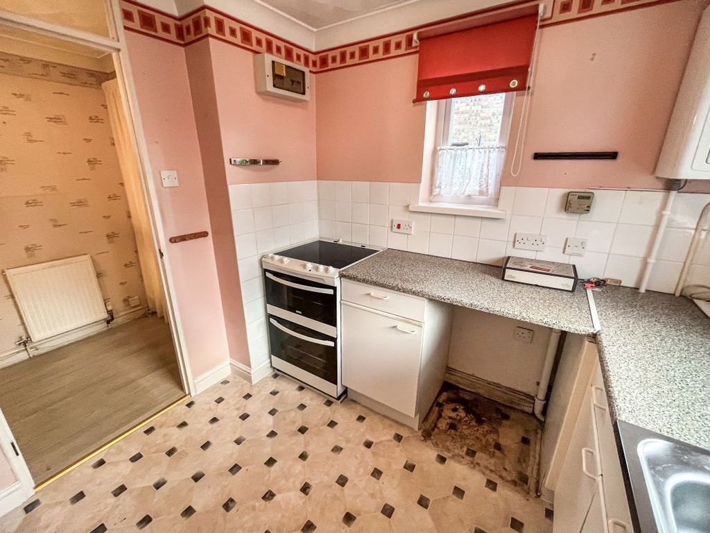 Property photo 3 of 10 Image 3