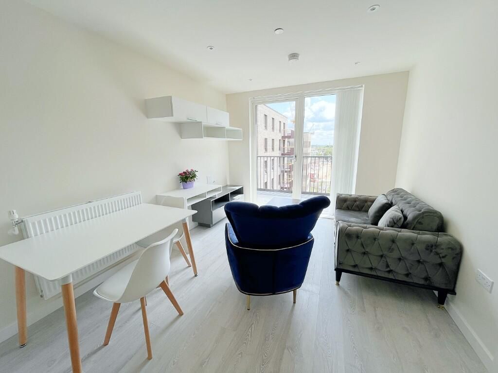Property photo 2 of 6
