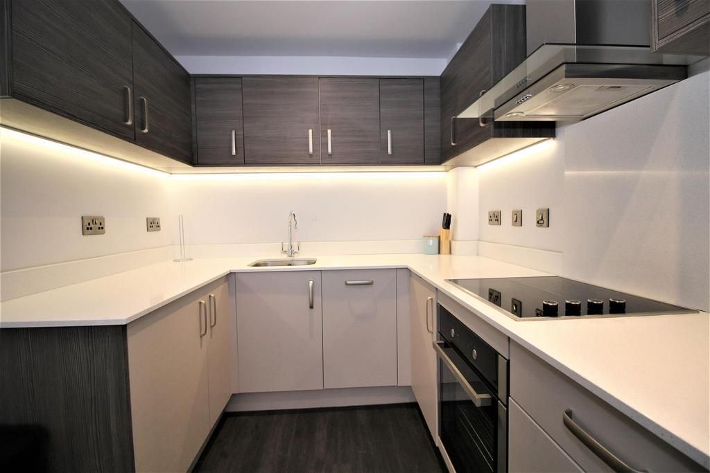 Property photo 1 of 6 Kitchen