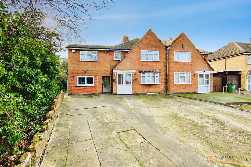 Property photo 1 of 27