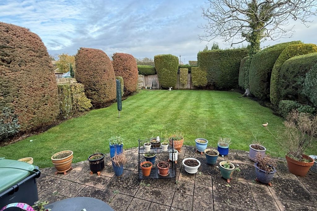 Property photo 2 of 16