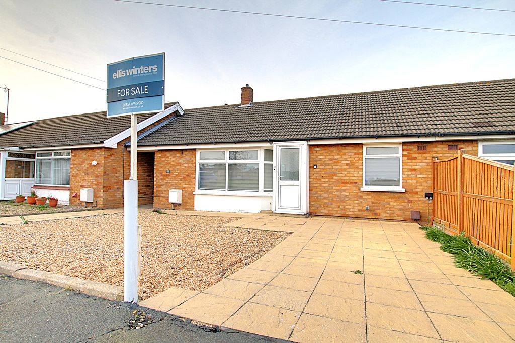 Property photo 1 of 8