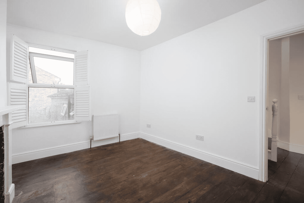 Property photo 3 of 23