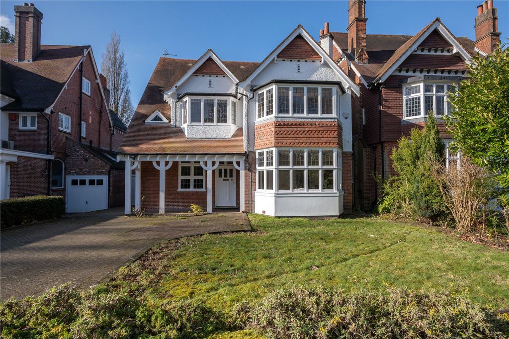 Property photo 1 of 44 Picture No. 04