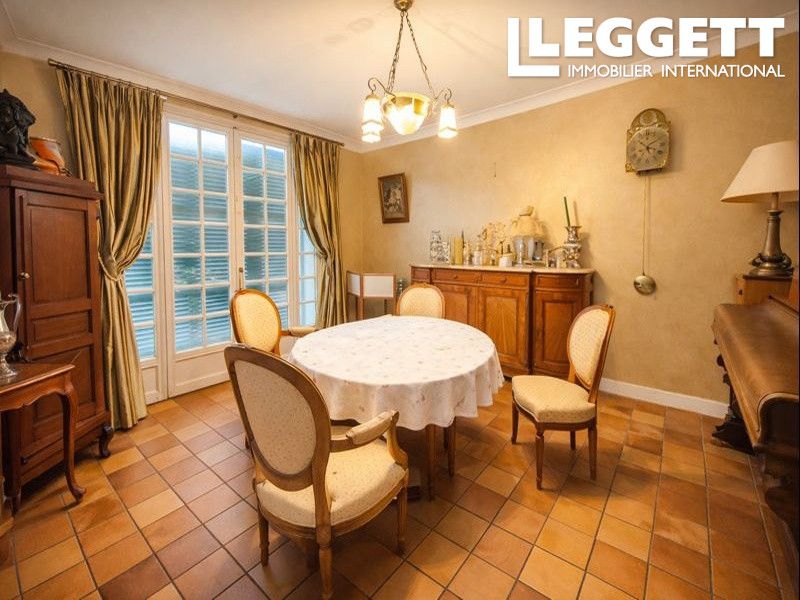 Property photo 3 of 10