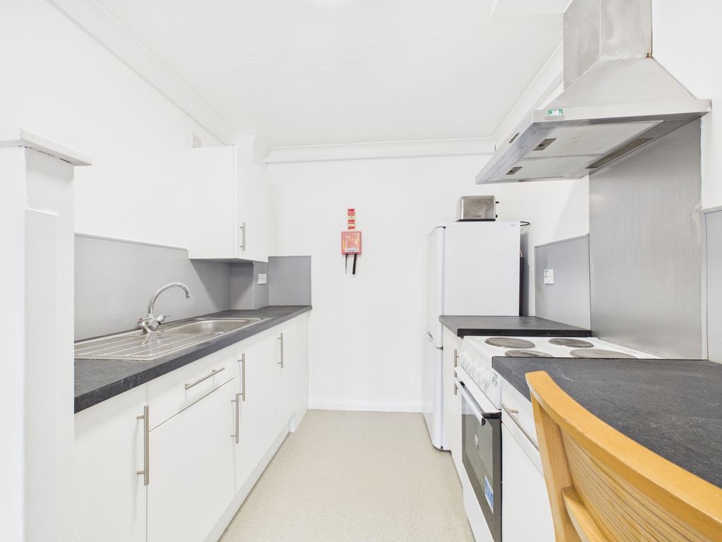 Property photo 1 of 5 Carey House, Pin Hill