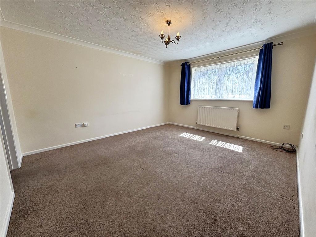 Property photo 2 of 12 4.Jpg