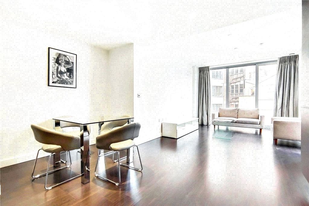 Property photo 2 of 11 Picture No. 09