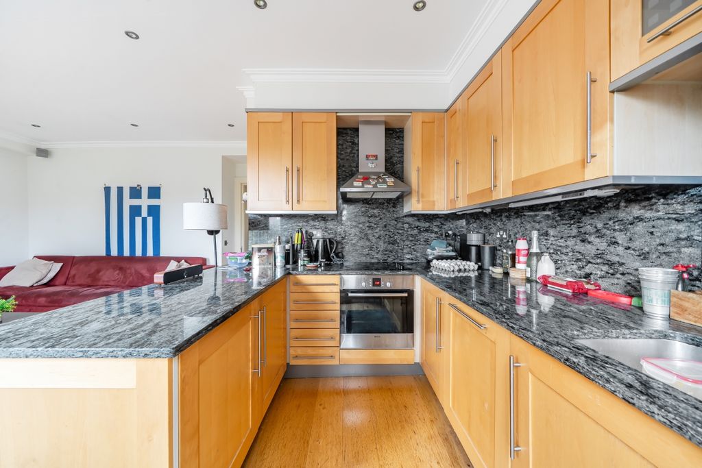 Property photo 2 of 10 1538003 (10)