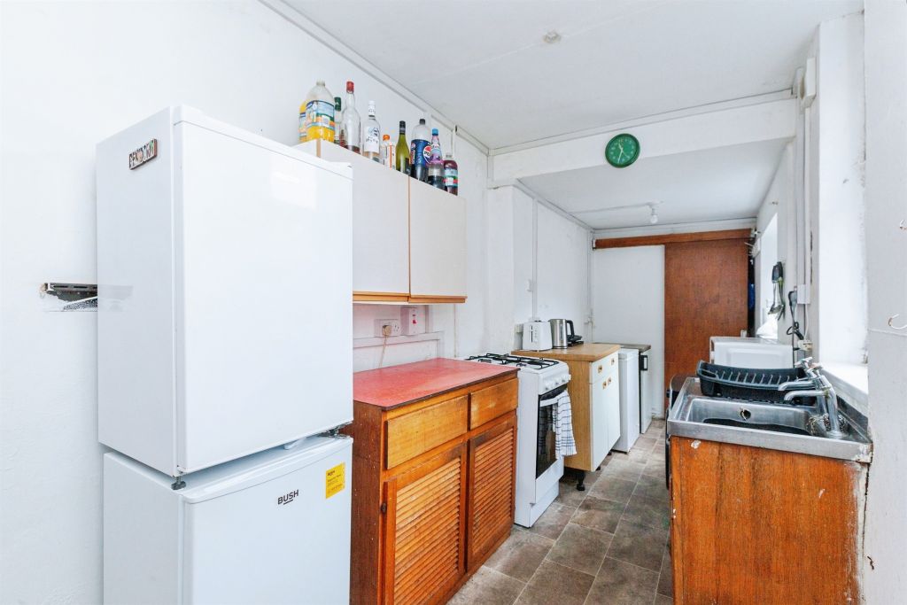 Property photo 3 of 16