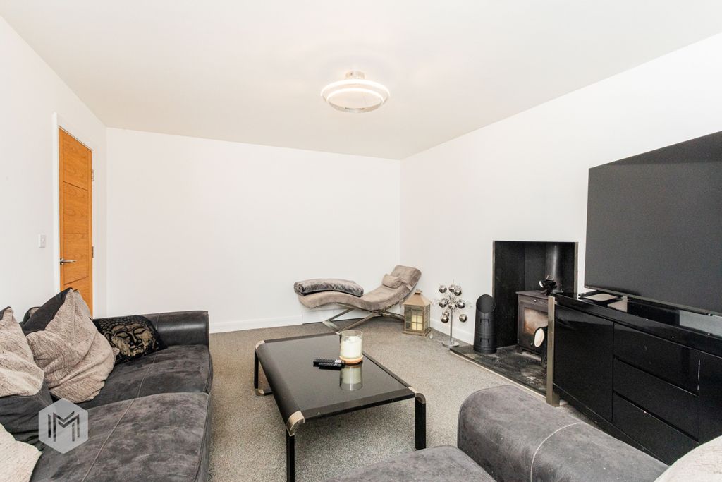Property photo 3 of 29 Picture No. 48