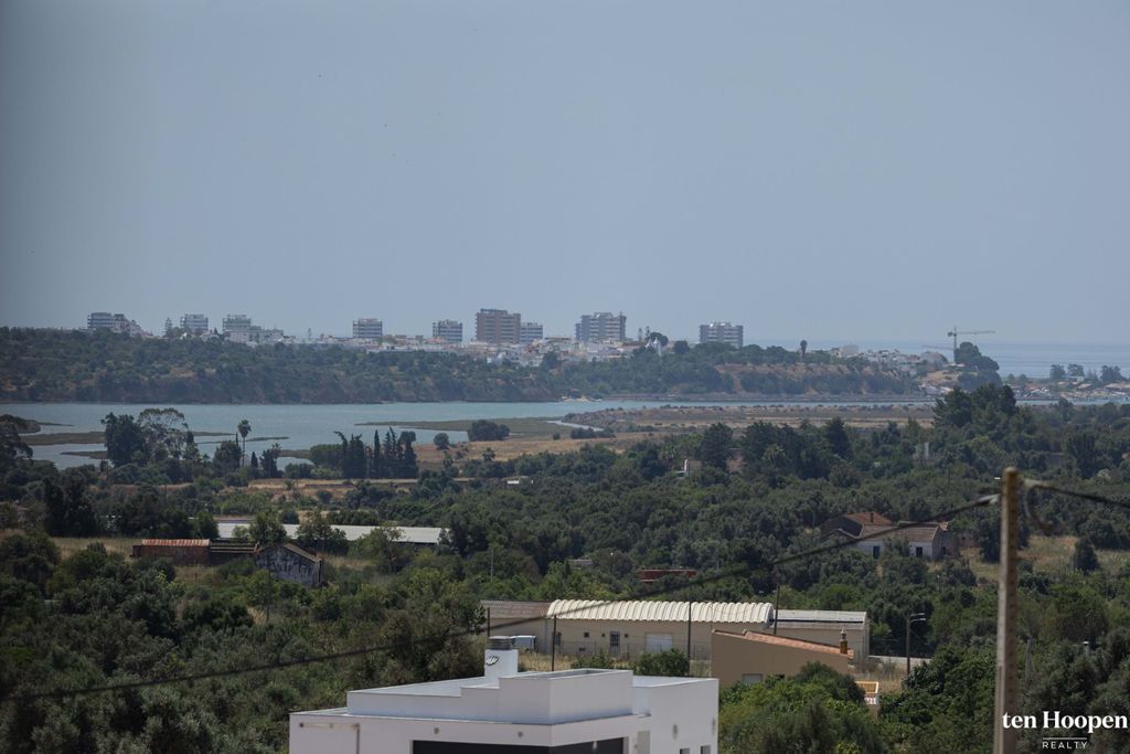 Property photo 3 of 30