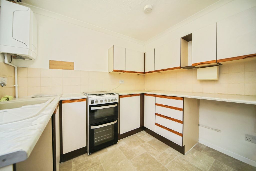 Property photo 3 of 13