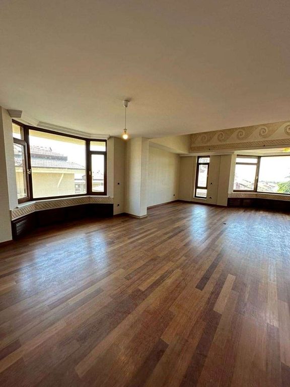 Property photo 2 of 57