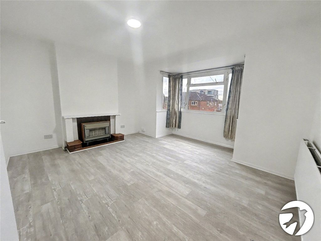 Property photo 2 of 13 Picture No. 03