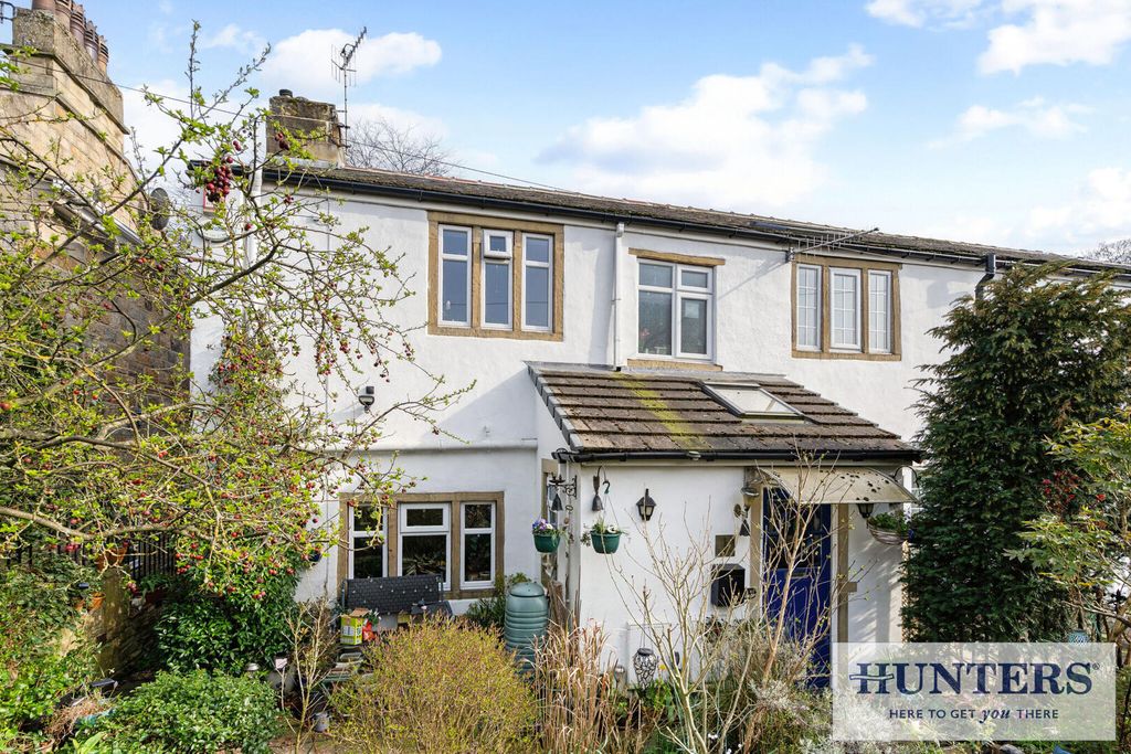 Property photo 1 of 22 Front (Exterior)