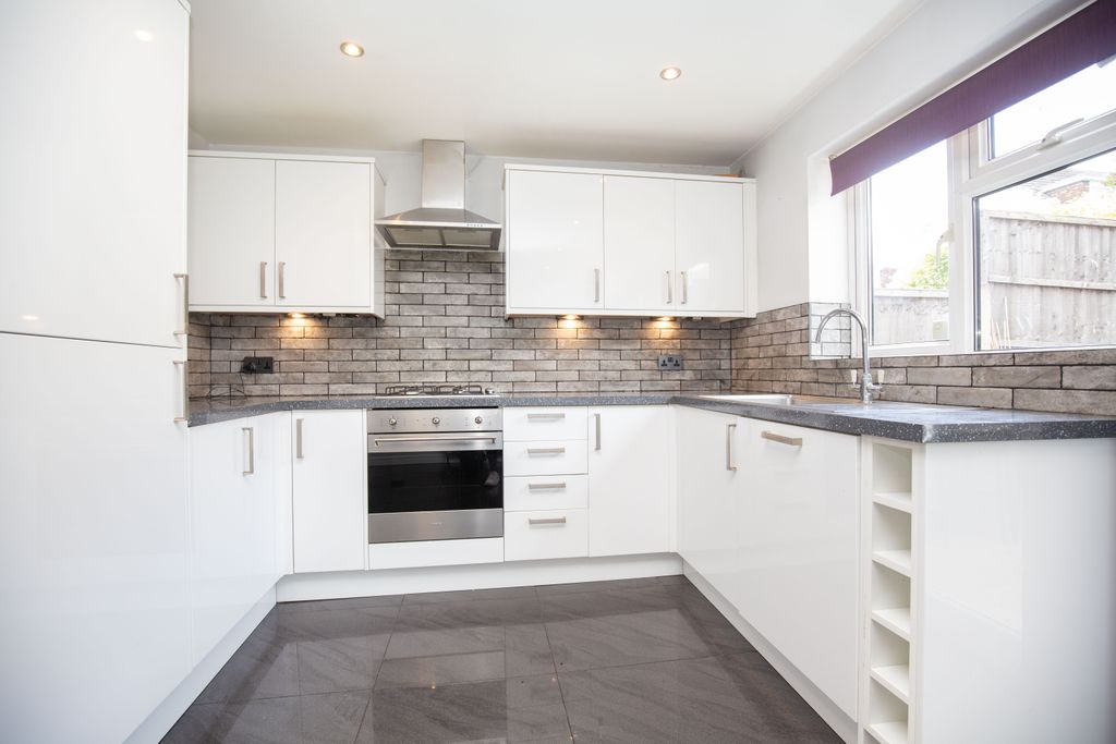 Property photo 2 of 18 Mw26-106