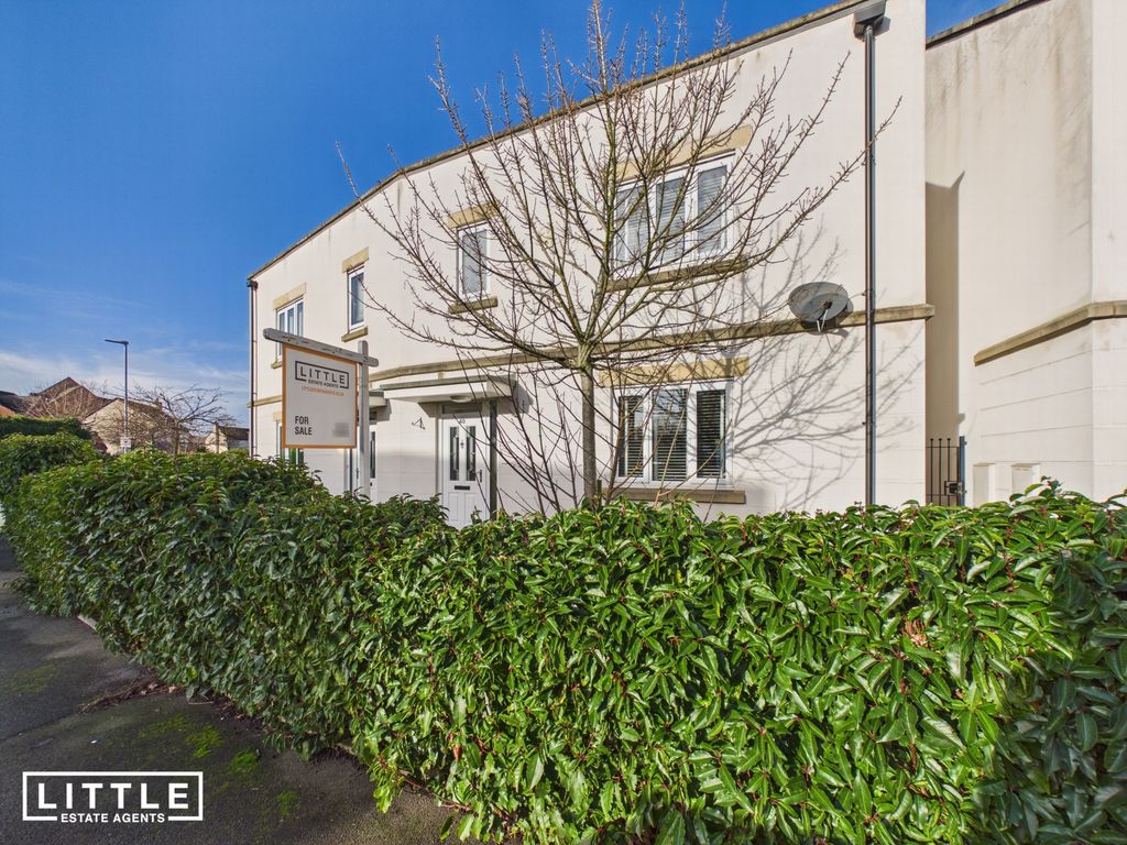 Property photo 1 of 22 Photo 3