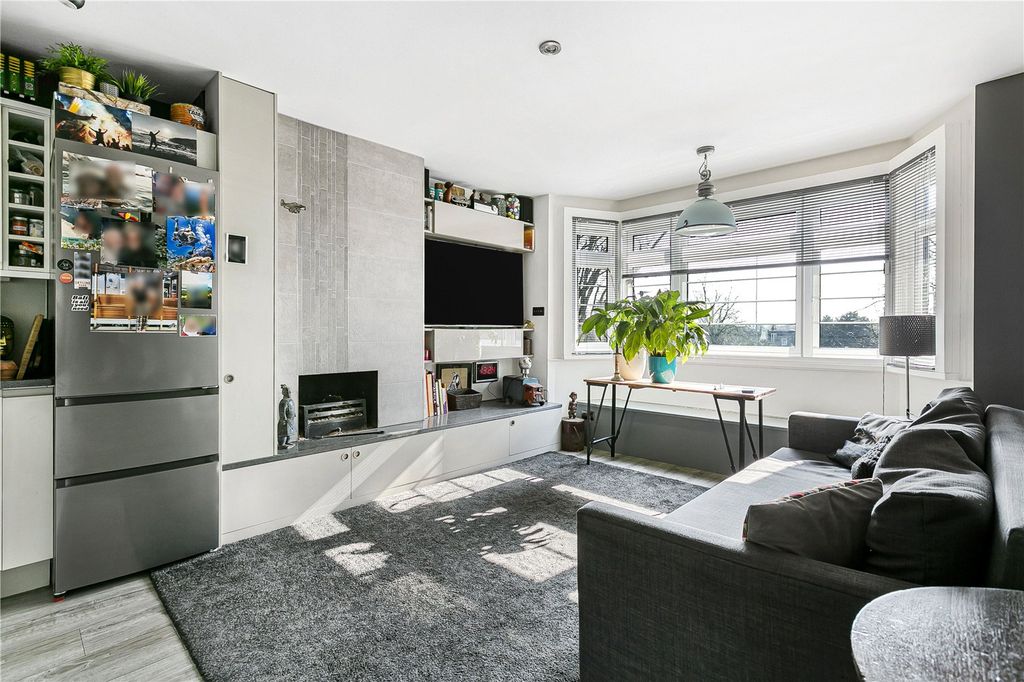 Property photo 1 of 19 Reception Room