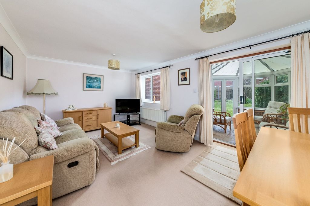 Property photo 3 of 17