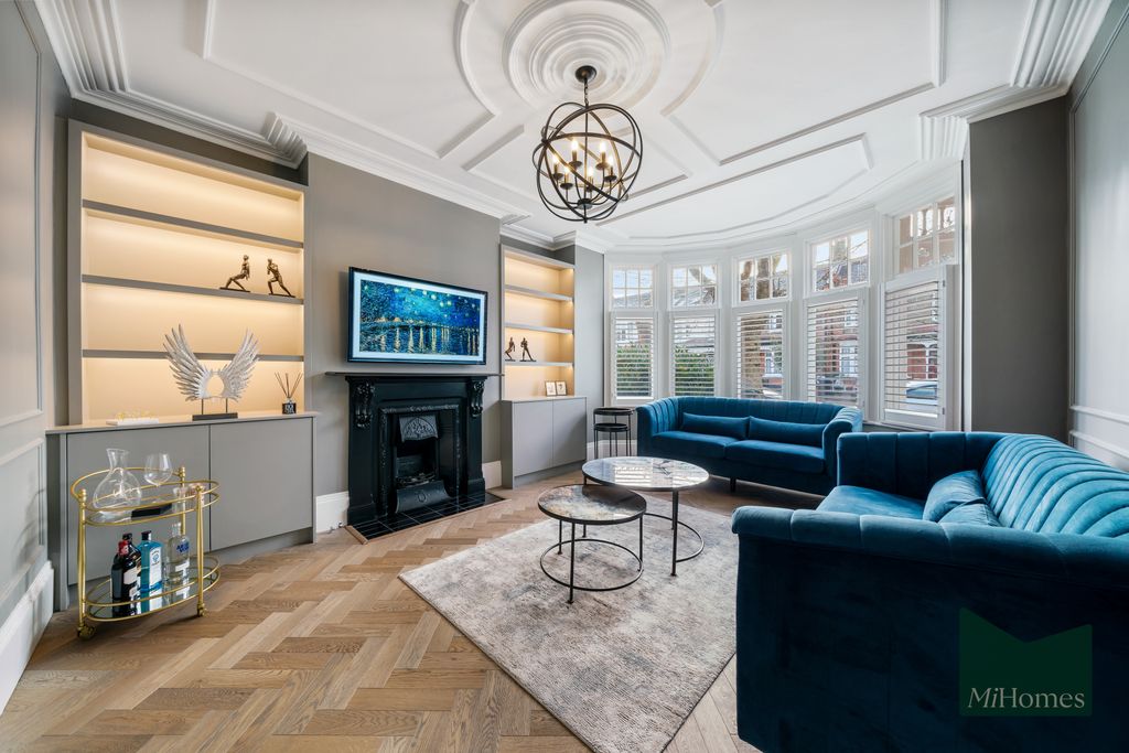 Property photo 1 of 26