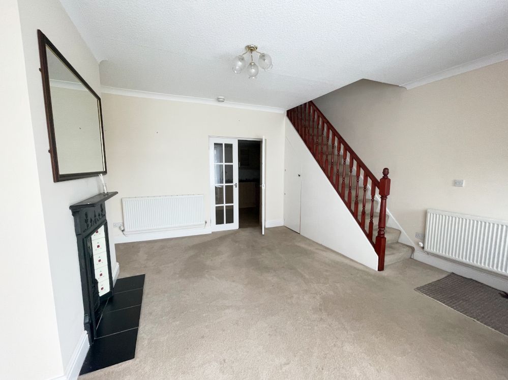 Property photo 2 of 12 Photo 02