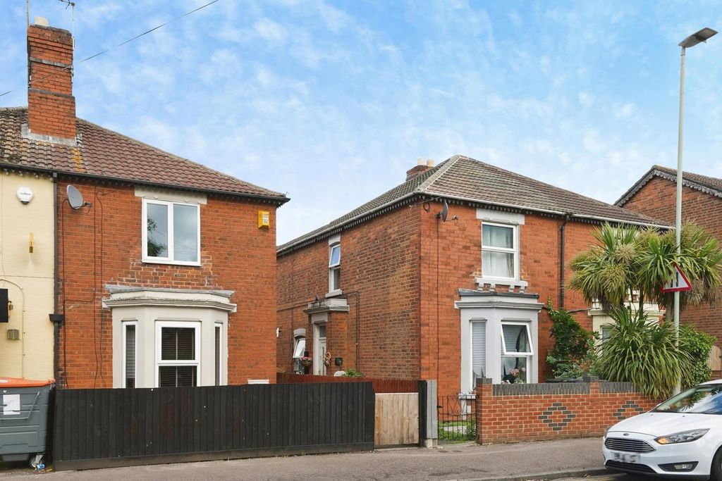Property photo 1 of 15 Pbox-Img.Jpg