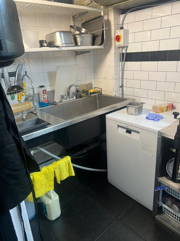 Property photo 3 of 4