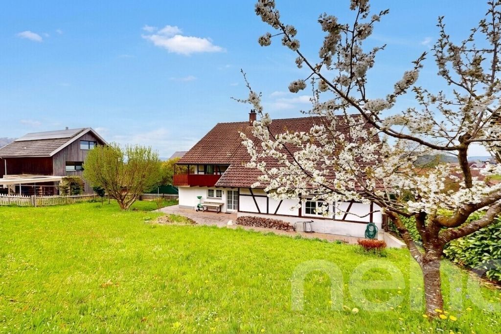 Property photo 2 of 12