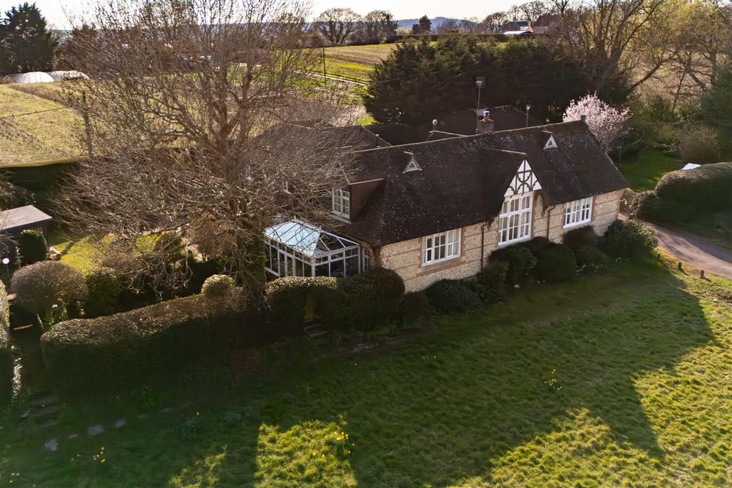 Property photo 1 of 25 Henfield Common South-25.Jpg